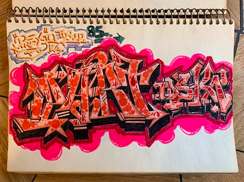 Kaws 于 1985 年完成的涂鴉草圖。 ?Kaws via Instagram